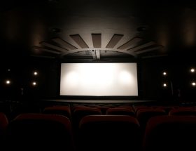 Cinema: de entretenimento barato à crise